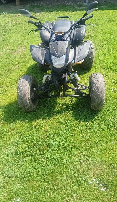 Vând ATV    Din Italia