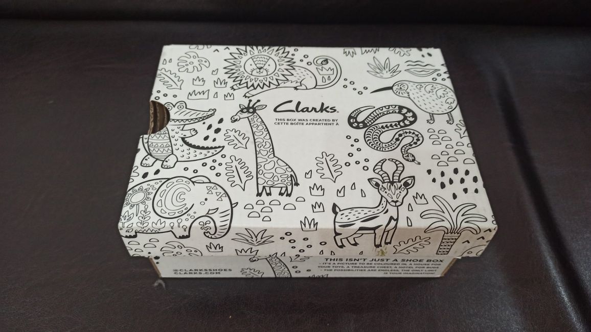 Incaltari cu luminite copii Clarks nr 24