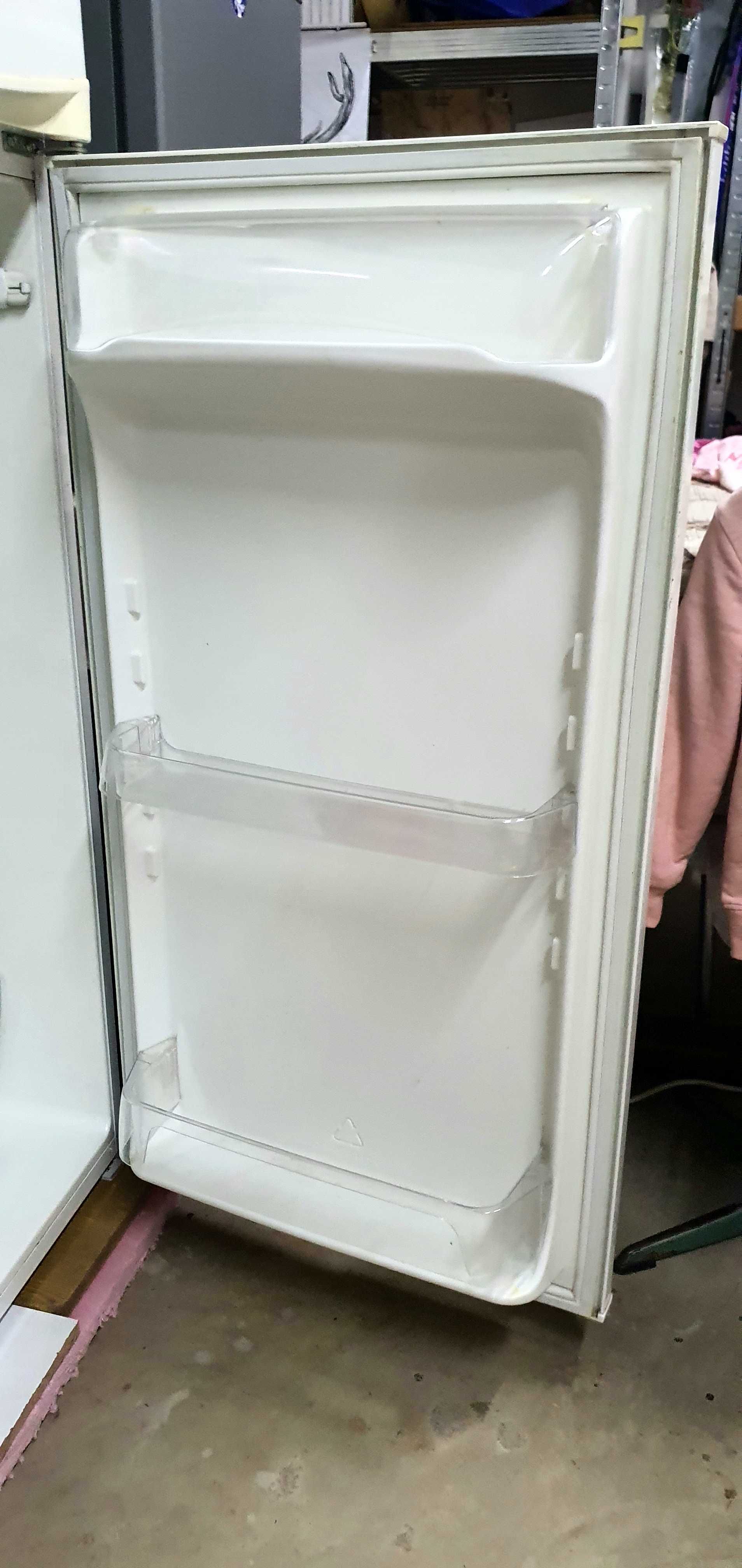 Хладилник с 2 врати Zanussi®, 259 л, Клас A+, H 159