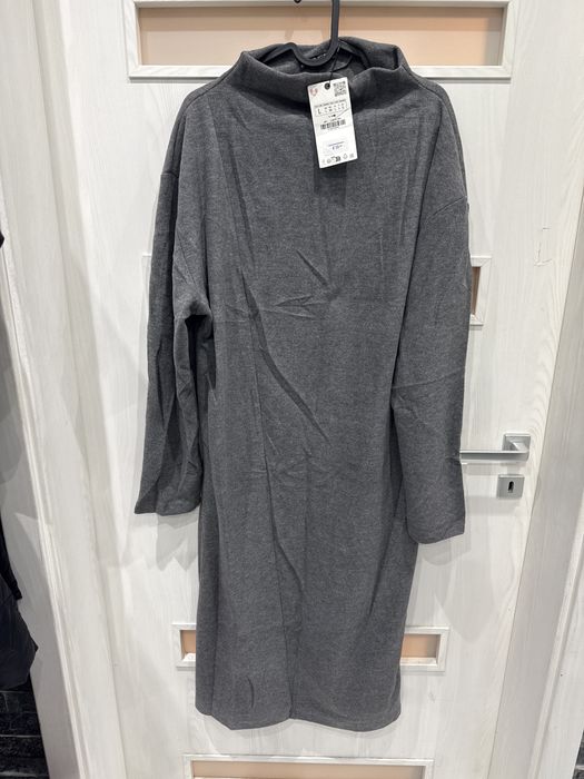 Нова сива рокля Zara