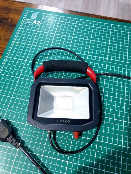 Lampă LUCECO de lucru LED 20V, 1800 lm