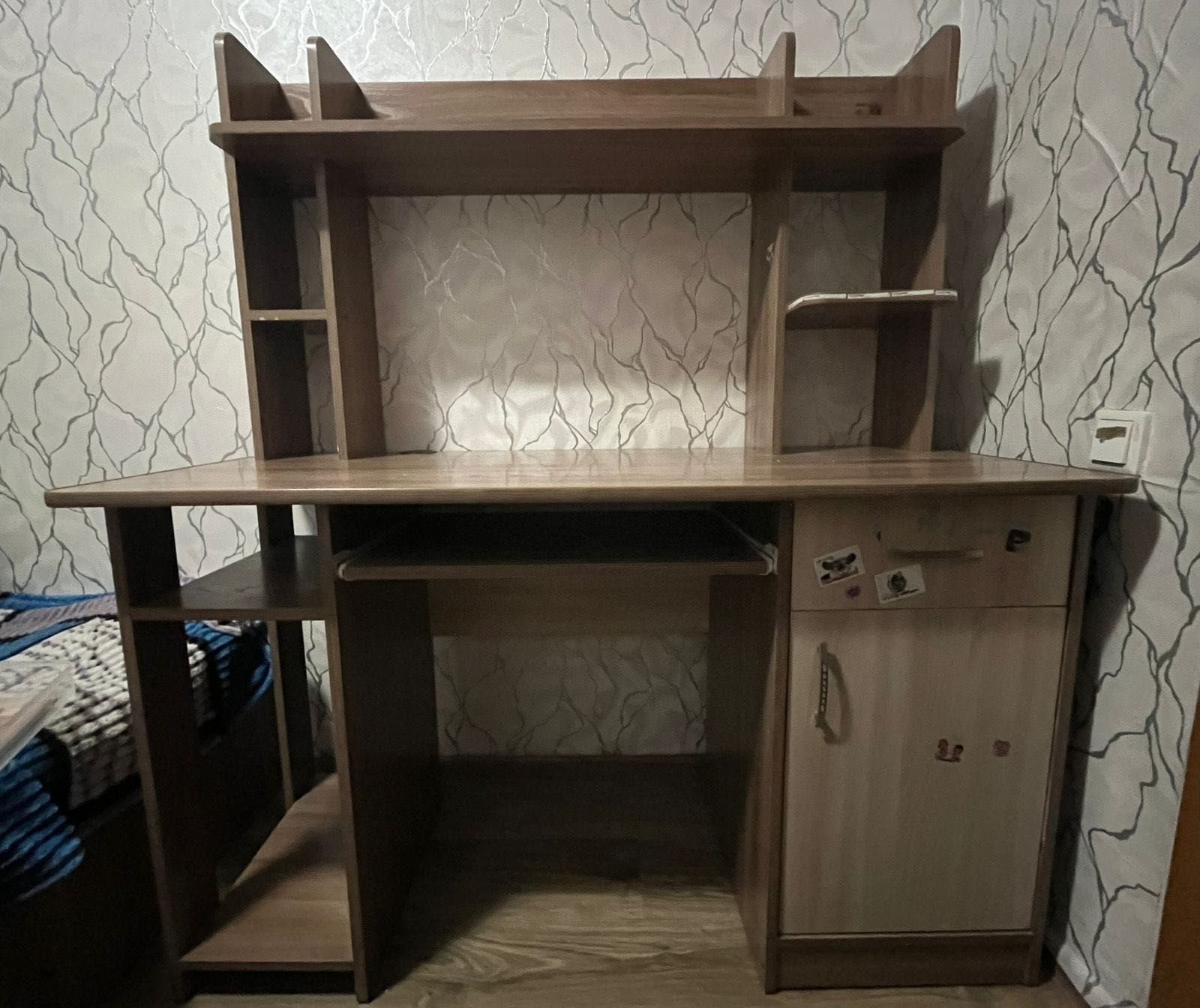 Компьютерный стол