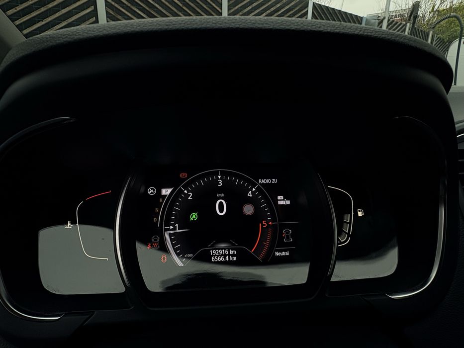 Renault Grand Scenic Bose Edition