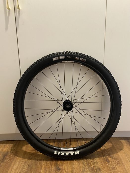 Продам покрышки MAXXIS REKON