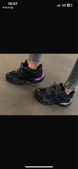 Nike,adidas,puma,syna world