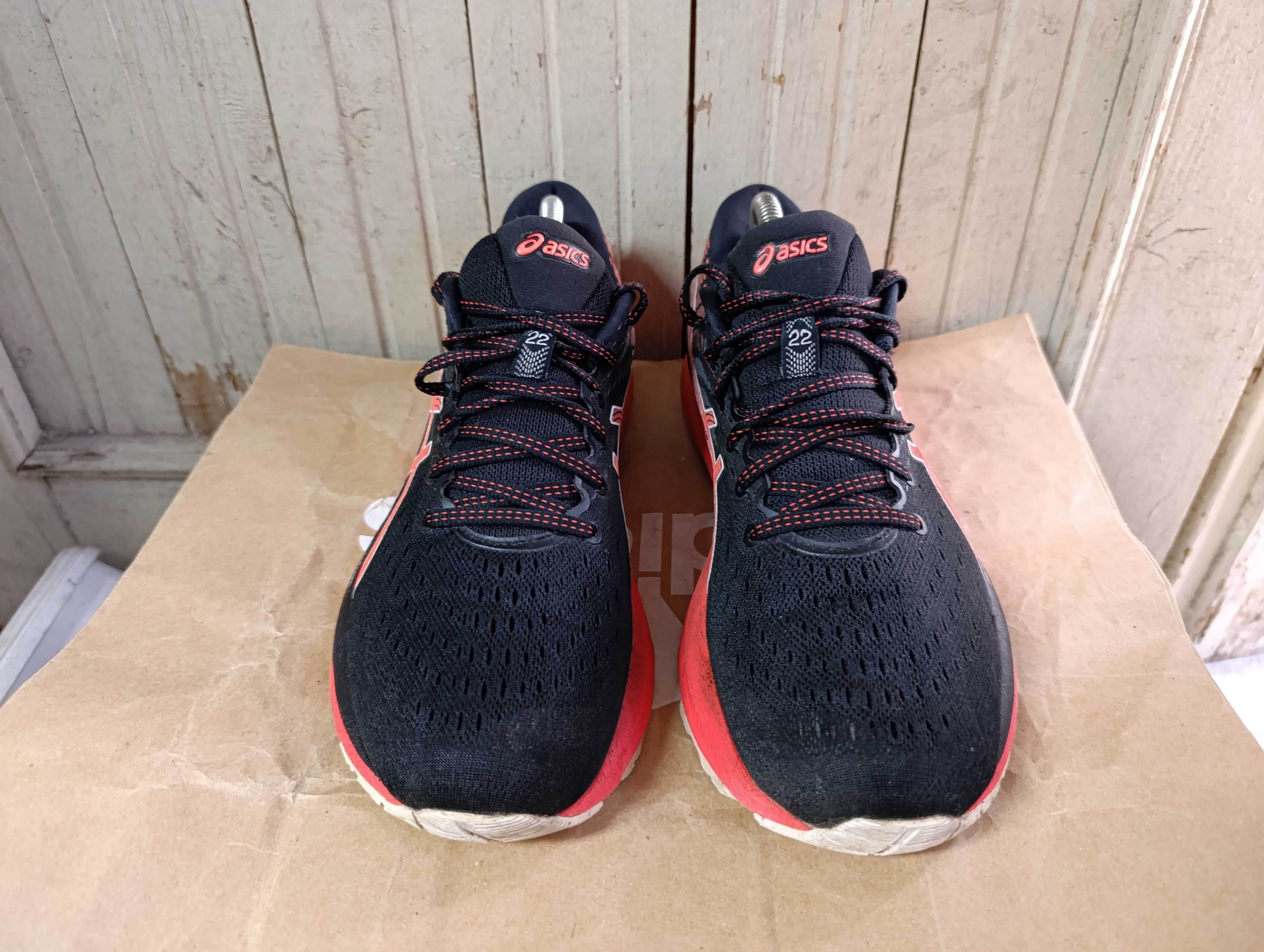 ''Asics Gel-Cumulus 22 Tokyo''оригинални маратонки 44 номер