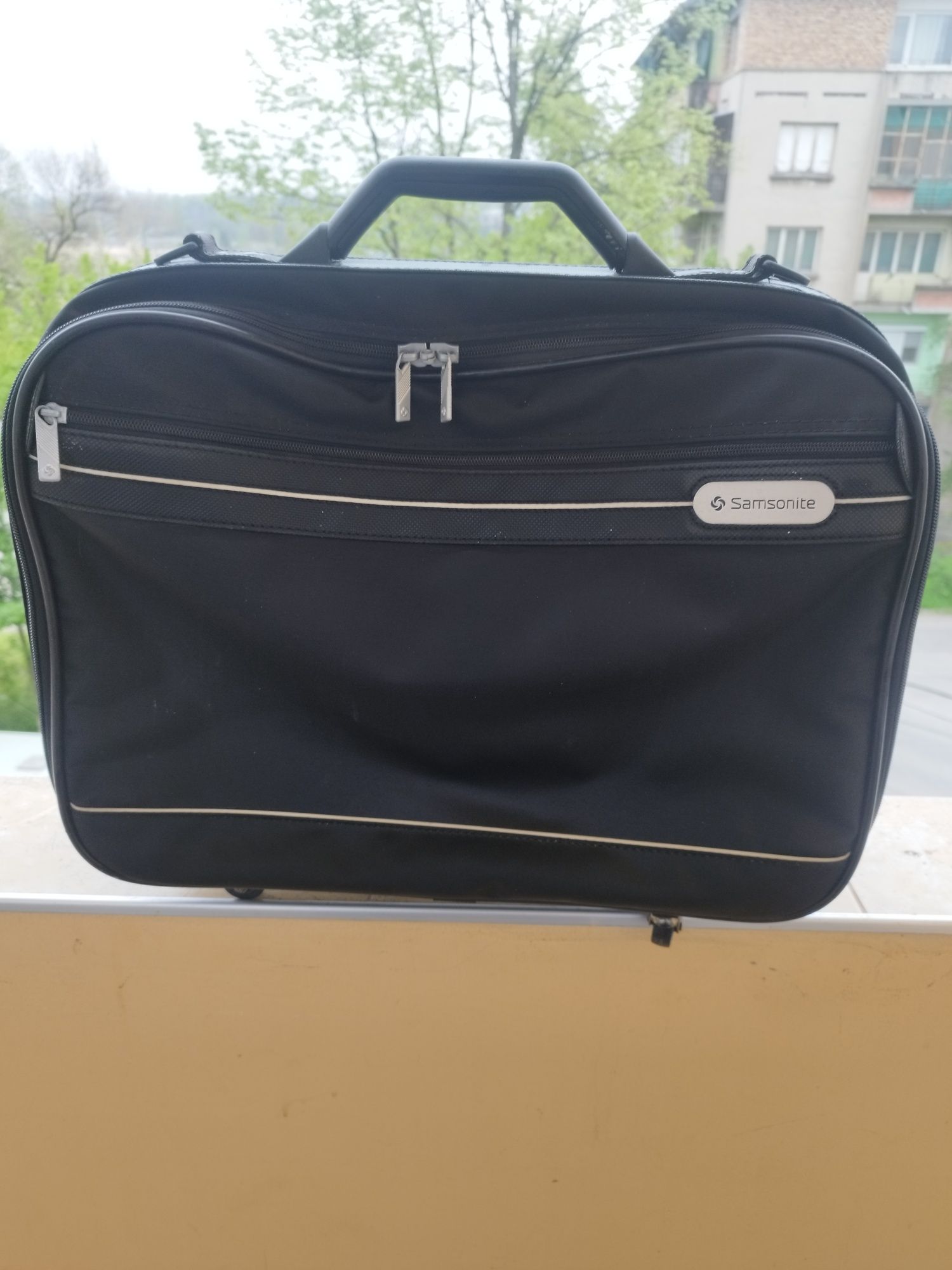 Samsonite-чанта за багаж