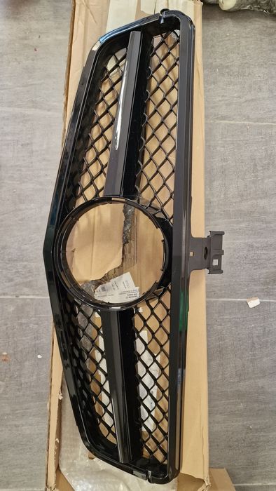 Централна решетка за Mercedes C-Class W204 S204