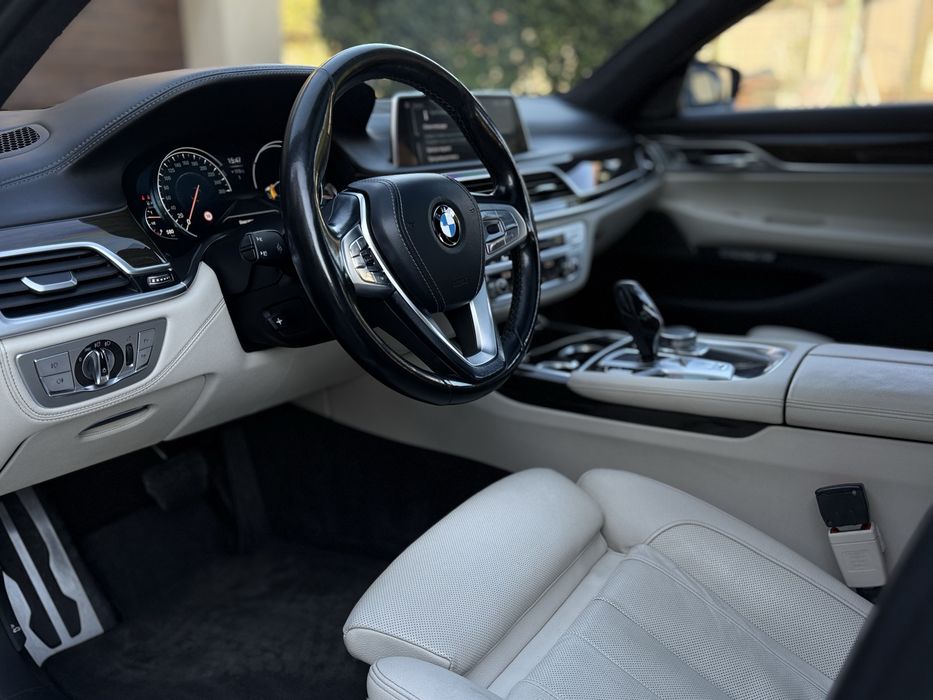 BMW 740Ld xDrive Long • M Package • Full • LASER • TVA •Service BMW