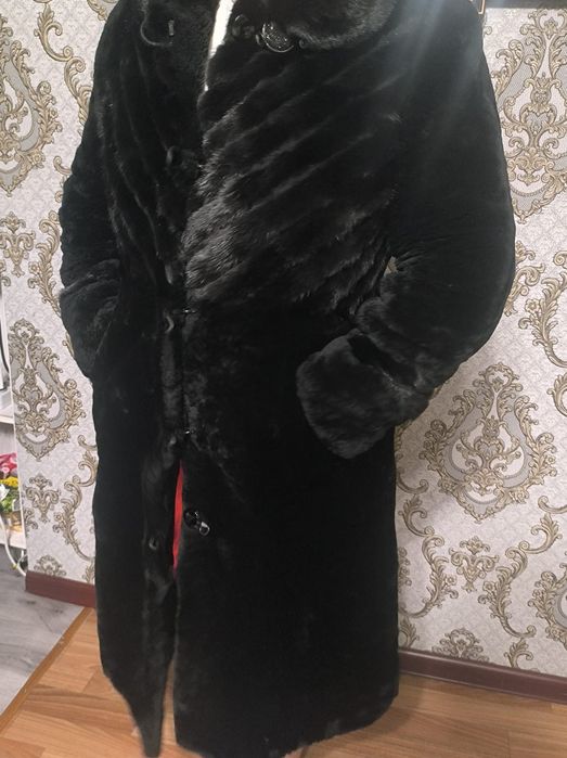 Продается шуба, размер 50