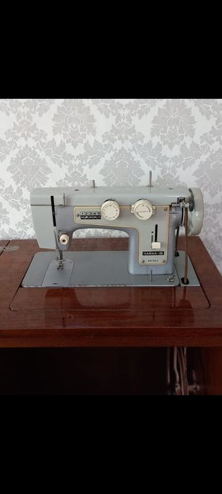 Швейная машинка чайка