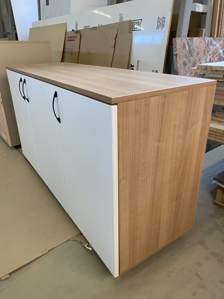 Comoda cu 3 usi din mdf - 1425x470x775