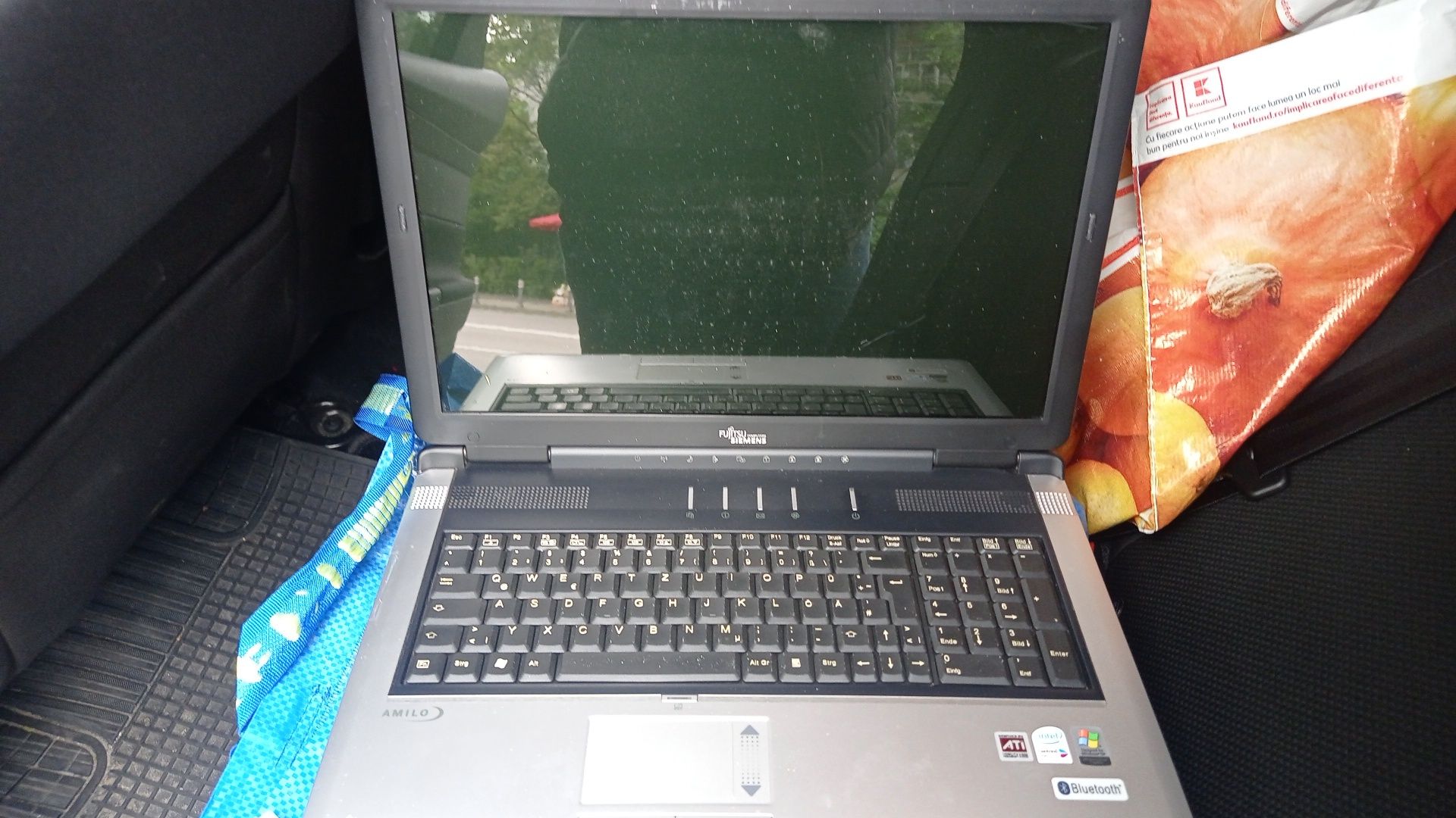 Laptopuri pentru piese Acer Fujitsu Siemens