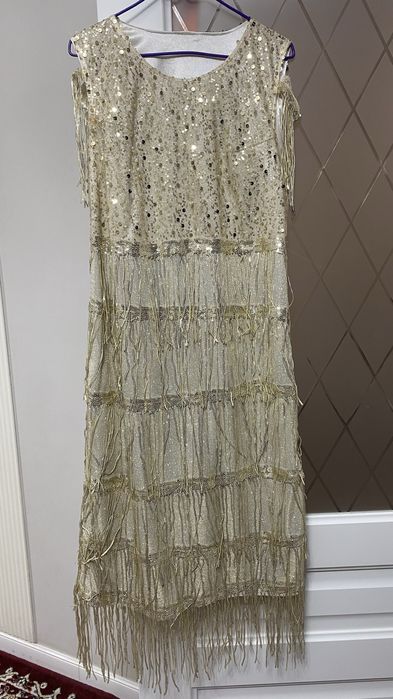 Платье с бахромой и люрексом | Нарядное золотистое платье