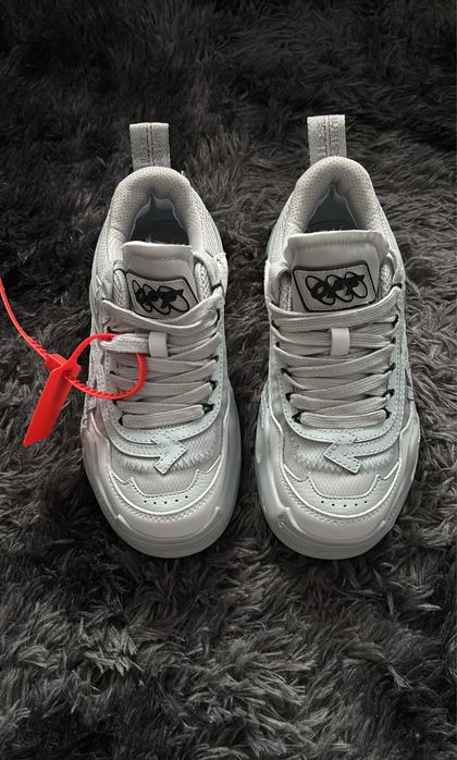 Off white copii