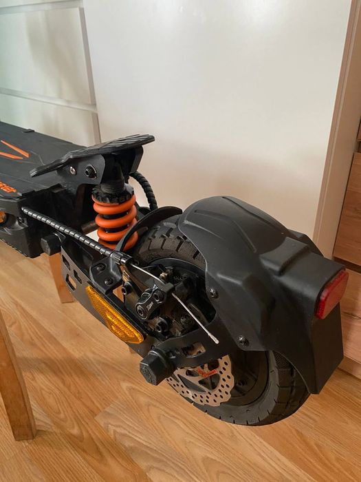 Електрическа тротинетка KuKirin G2 Master 2025