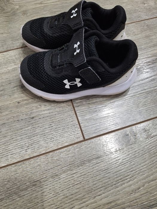 Продавам Детски маратонки