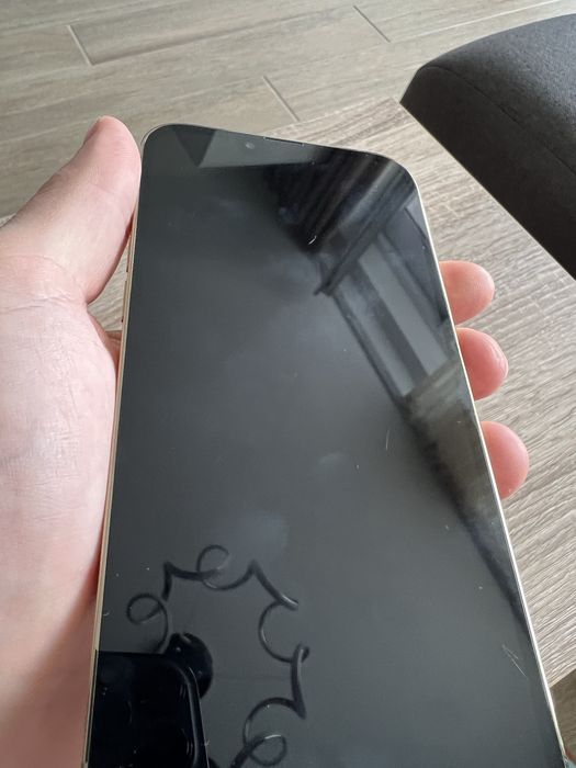 Iphone 13 pro max Gold