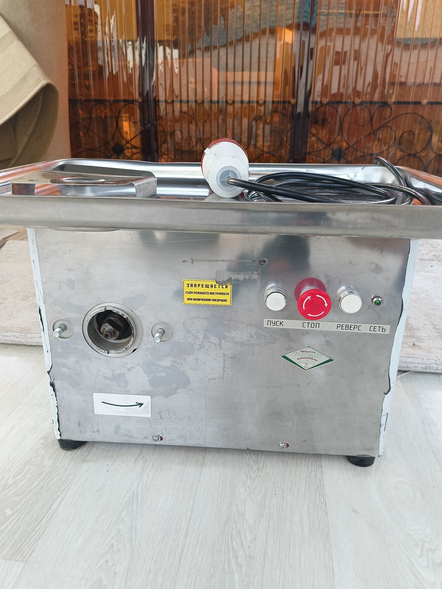 Мясорубка МИМ-300М