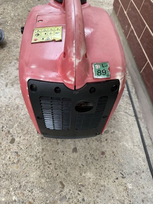 Caming  cort rulote generator inverter  DEFECT