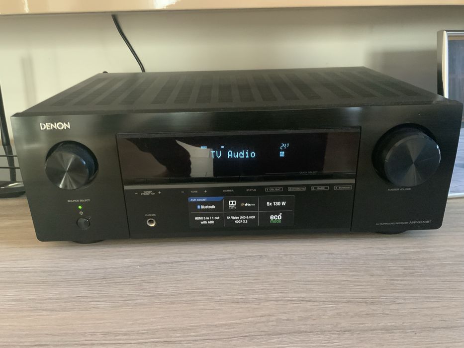 Sistem audio HiFi Denon cu boxe Magnat si subwoofer Pioneer