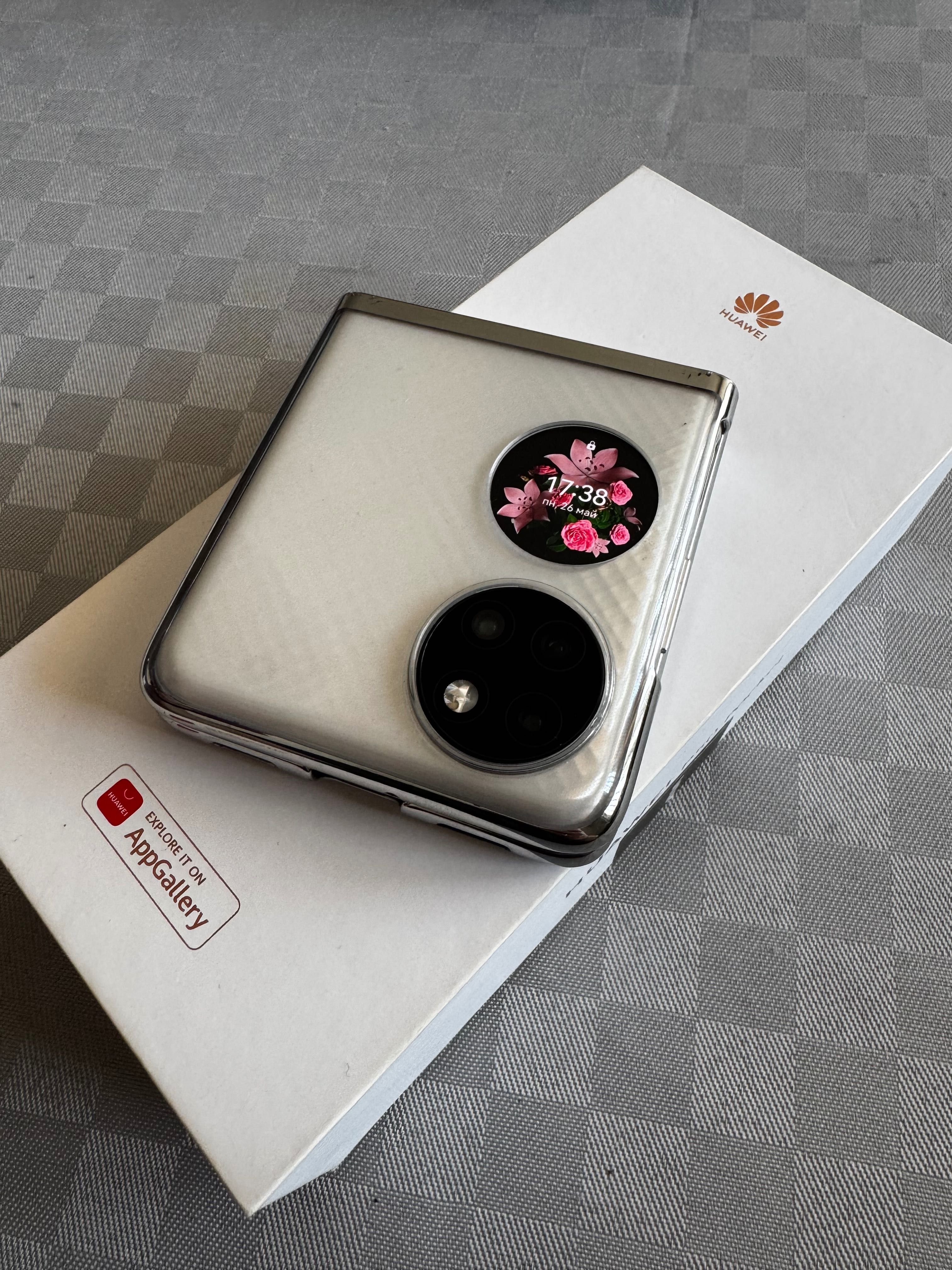 Huawei P50 Pocket