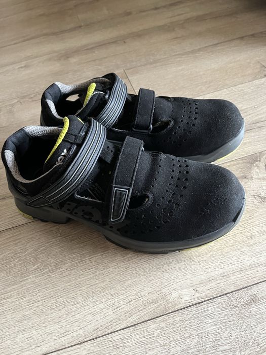 Bocanci Uvex 41 cu bombeu