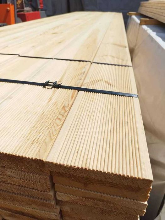 Lemn de construcții premium pentru podele interioare și exterioare