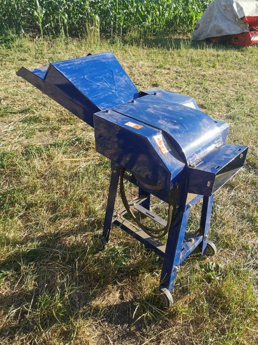 Vand siscornita pentru tocat paie ,fan,lucerna