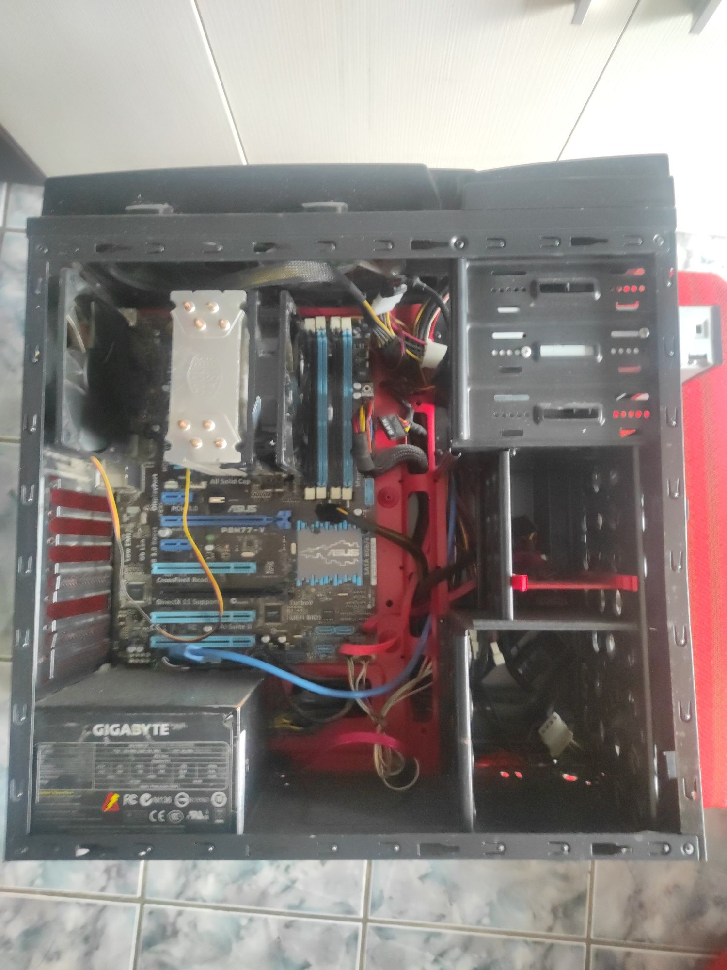Calculator pt Gaming, procesor i7