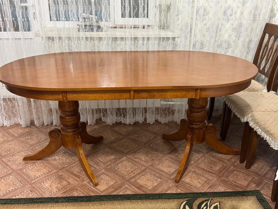 Срочно продам стол за 70000тг