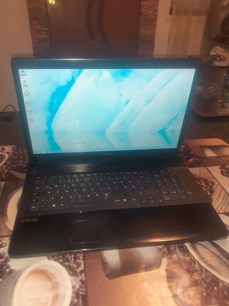 Laptop Sony Vaio  PCG 71411M  17,3 inchi