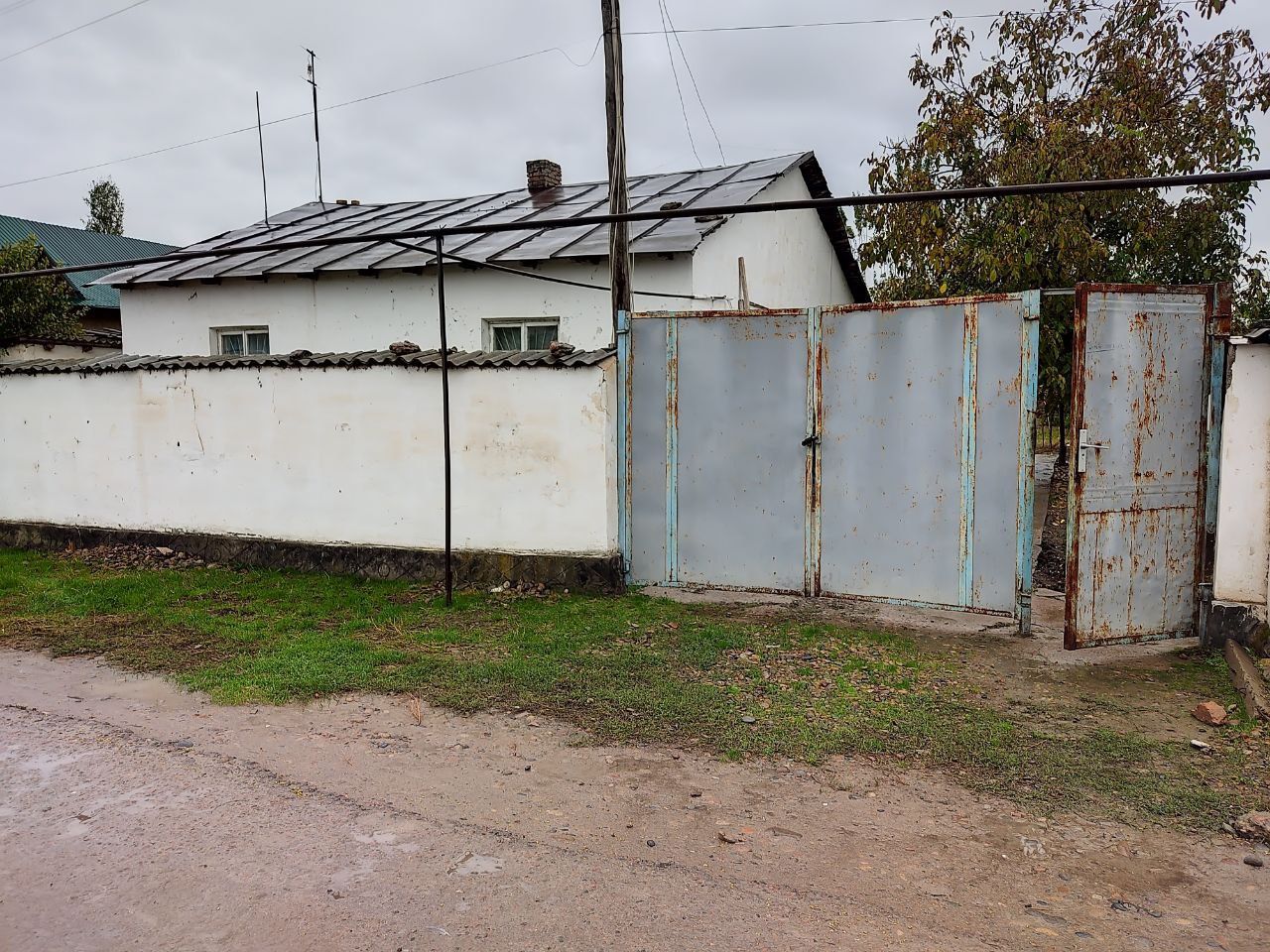 Свой дом продаю 8 соток
