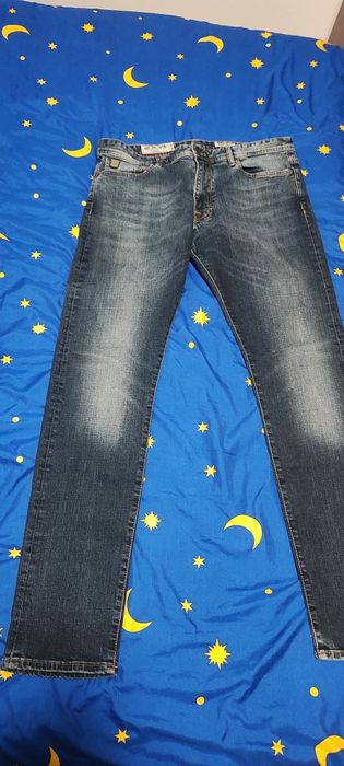 Vînd blugi drepti rugged mărimea 34/34