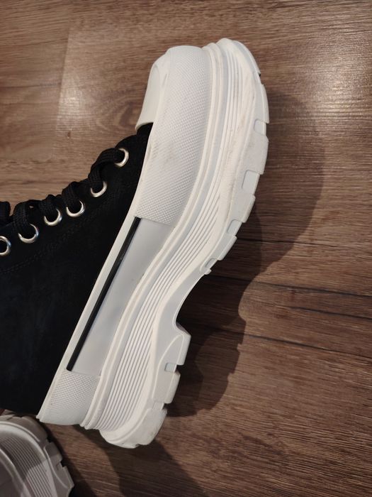 Alexander Mcqueen originali