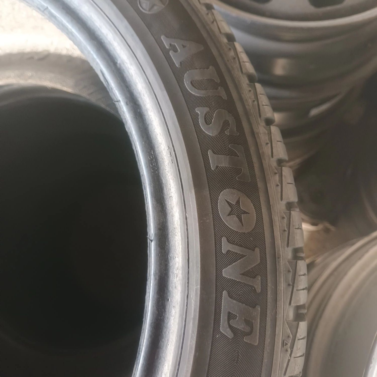 215 45 17 AUSTONE 4броя всесезонни дот 2023г