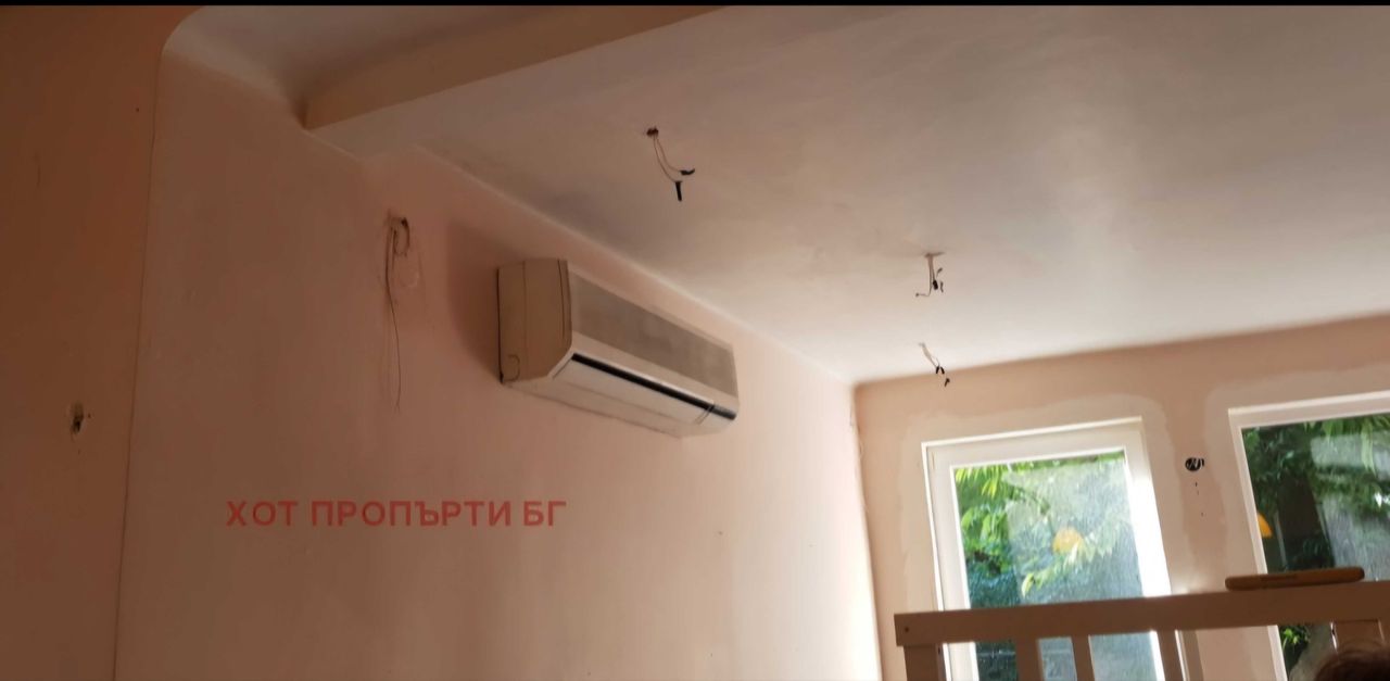 Дава се под наем Магазин в Варна, Възраждане 1 - 61 кв.м за 402.9 € - Снимка #2