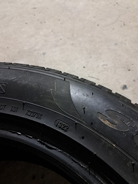 Set 4 anvelope iarnă 235 60 r18 Pirelli