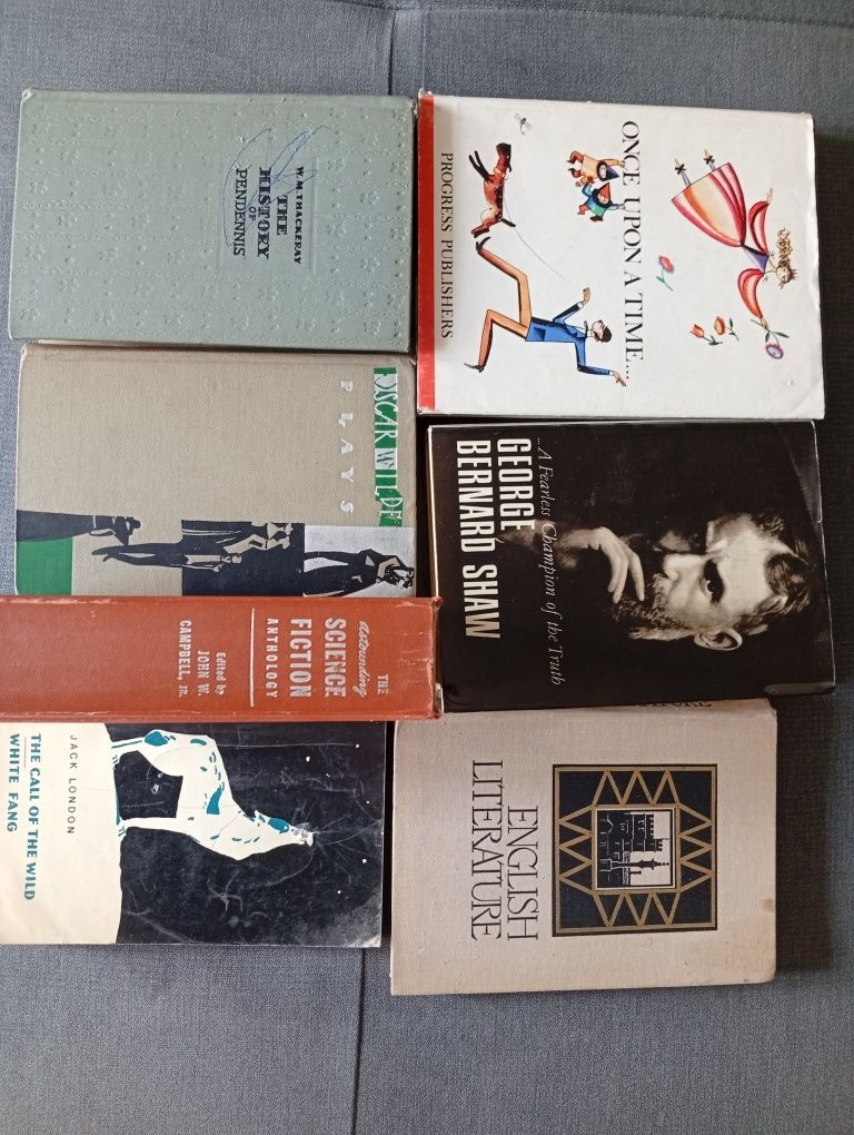 Английски книги и речници