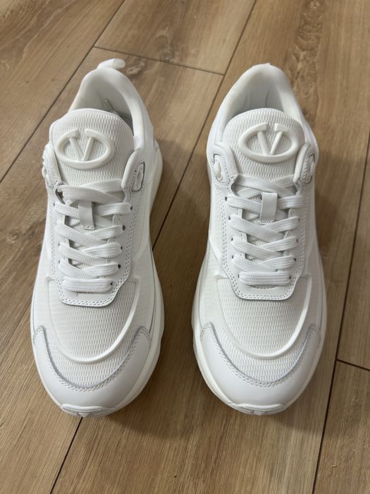 Adidasi Valentino Garavani