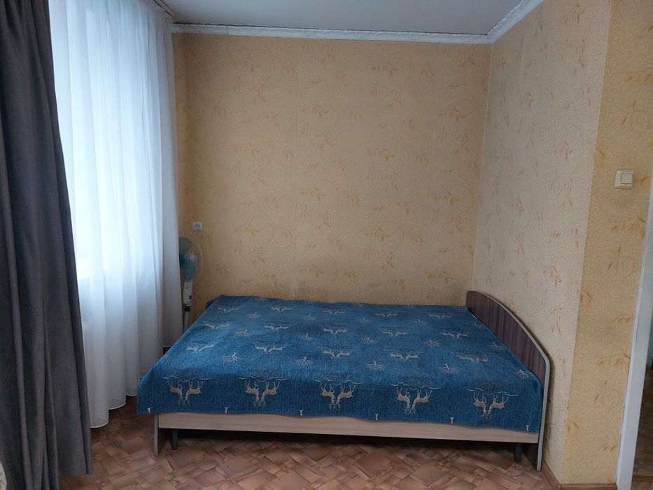 Продам 1-комнатную квартиру,  тёплую,,с домофоном , домашним телефоном