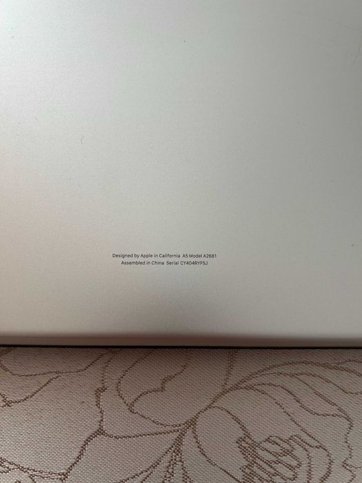 MacBook Air (M2)