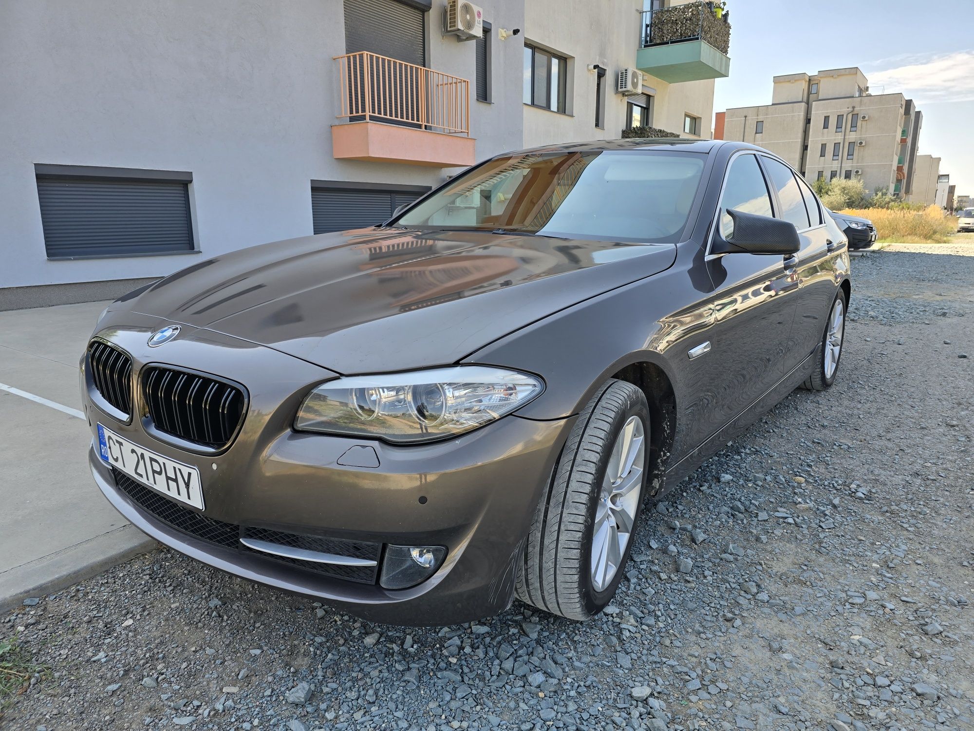 Bmw F10 an 2011  7300 EURO