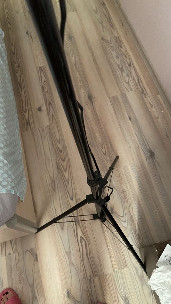 СОФТБОКС  светлина за студио тип SoftBox Led лампа трипод