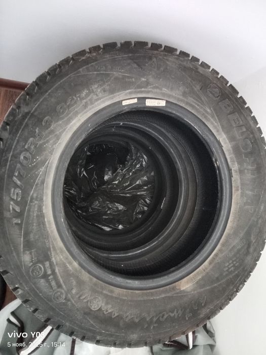 Зимные шины б/у.