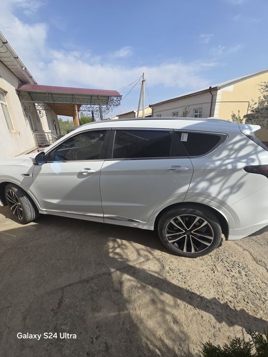 Машини холати зур,факат миниш керак