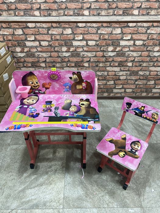 Bolajonlarimiz uchun mustaxkam partalar.