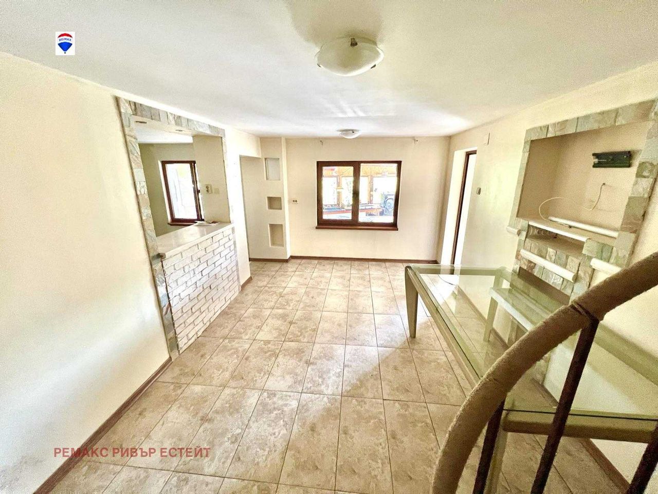 Продава се Къща в с. Басарбово, Област Русе - 80 кв.м за 1124 €/кв.м - Снимка #13