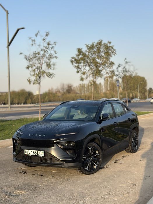 AIQAR EQ7 Qora 2024 Chery