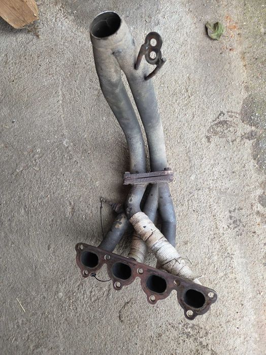 Изпускателен Колектор 4-2-1 свален от d15z6 honda civic 6 gen